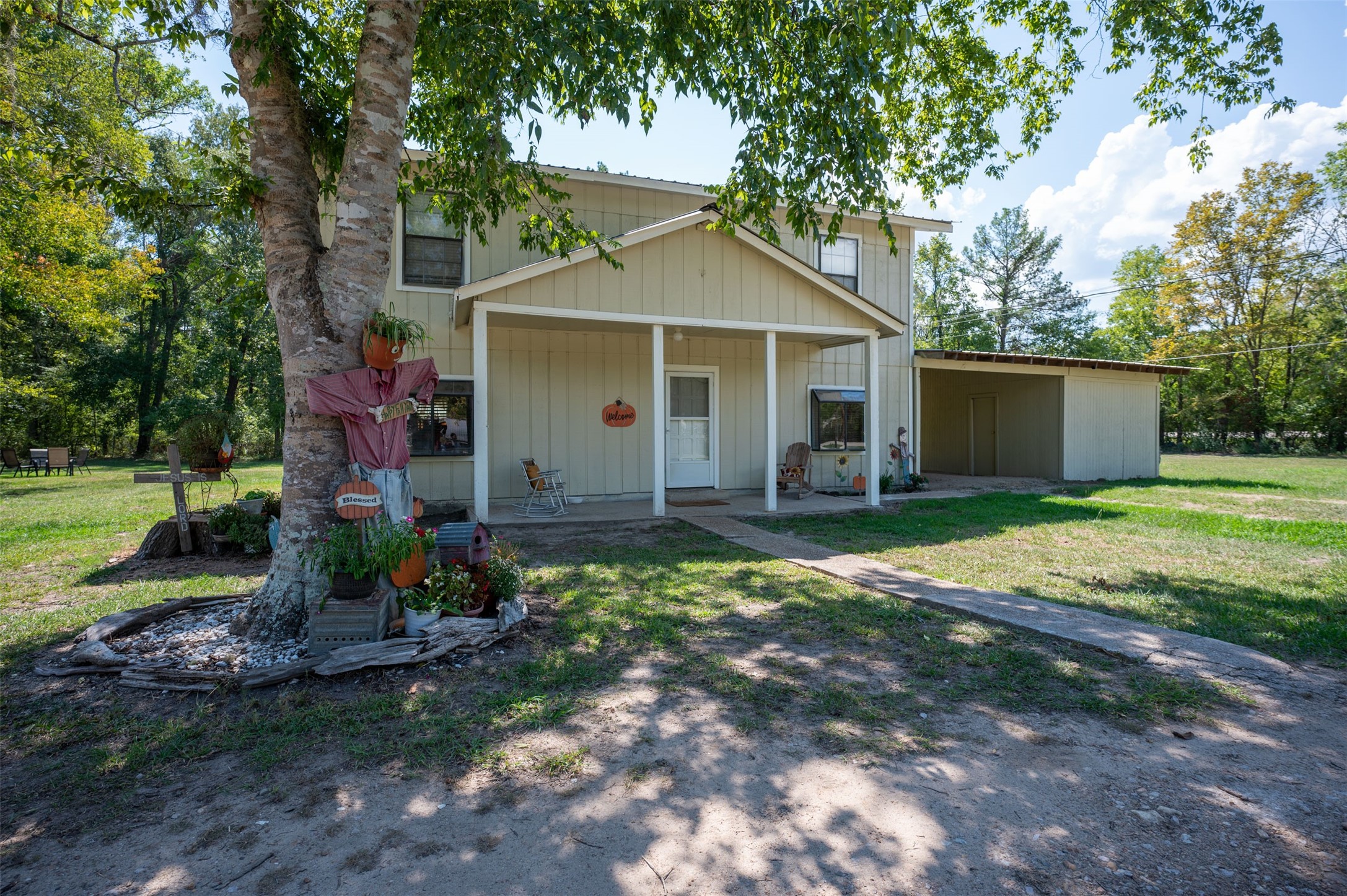 126 County Road 4110 Woodville TX 75979