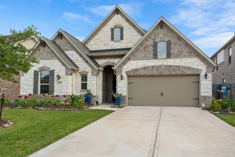 2312 Shallow Creek Lane Friendswood TX 77546