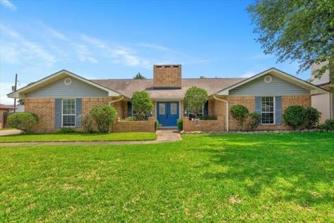 2602 Highland Boulevard Nederland TX 77627