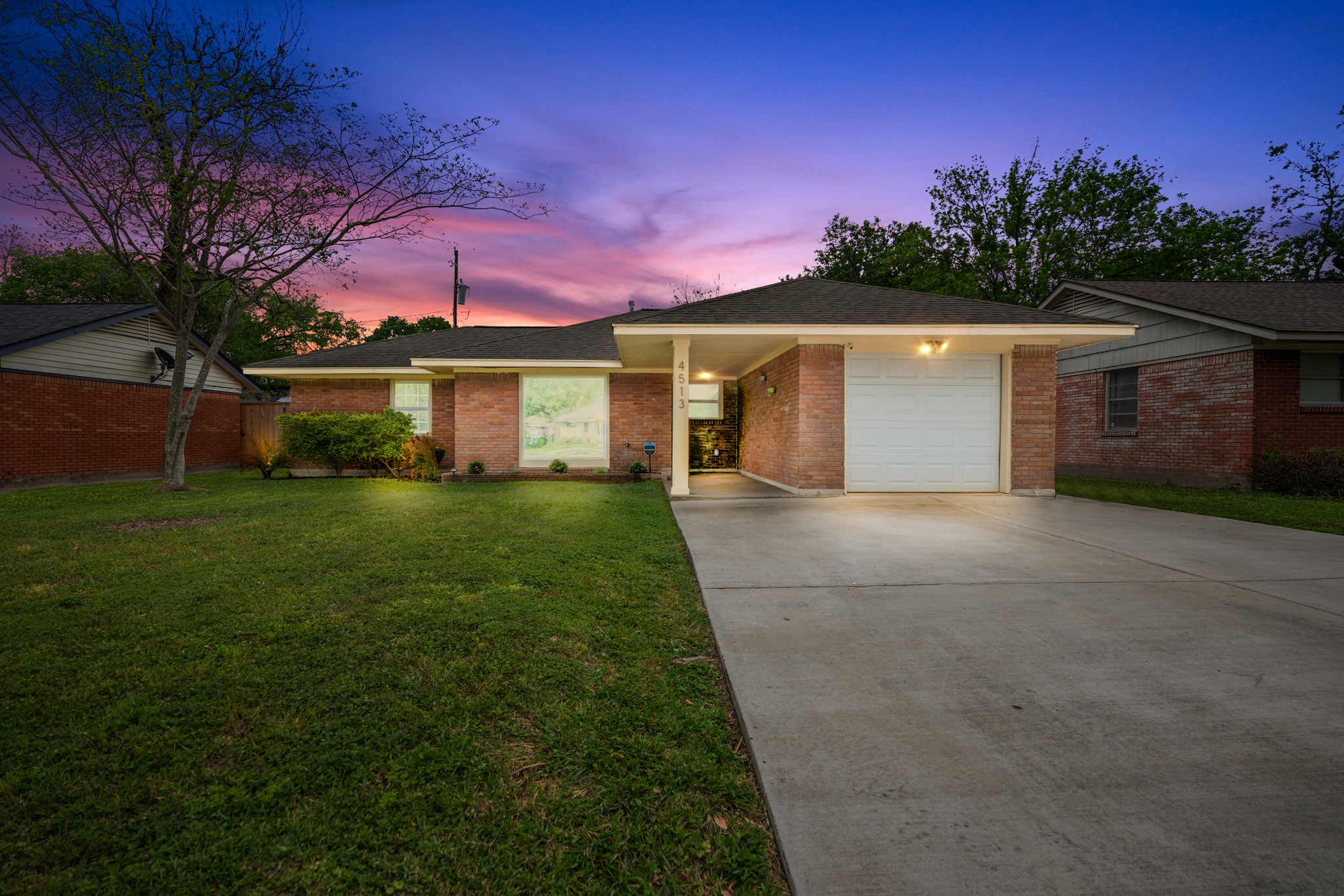 4513 W 43rd Street Houston TX 77092