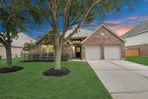 13605 Orchard Wind Lane Pearland TX 77584