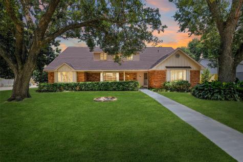 103 S Jane Street Alvin TX 77511