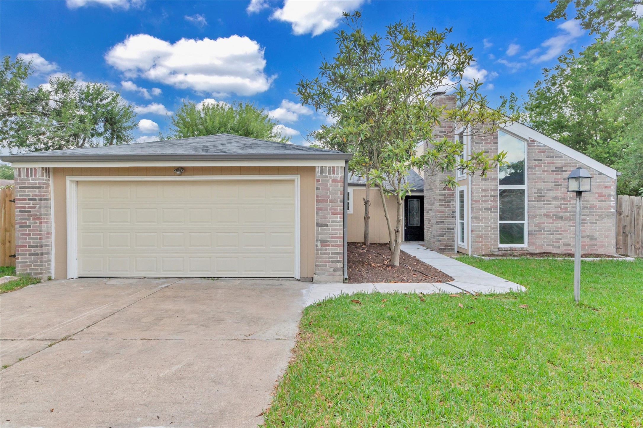10211 Sageyork Drive Houston TX 77089