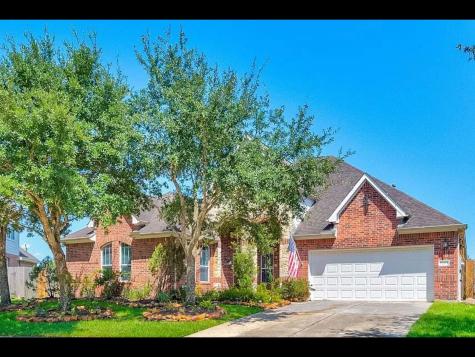 12203 Mossy Trail Court Pearland TX 77584