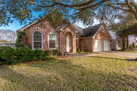 3703 Canterbury Park Drive Pearland TX 77584