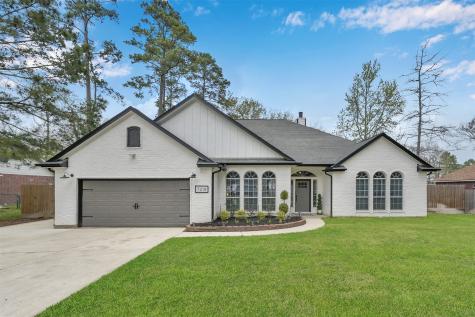 7218 Charred Pine Drive Magnolia TX 77354