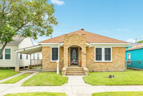 4523 Avenue R Galveston TX 77551
