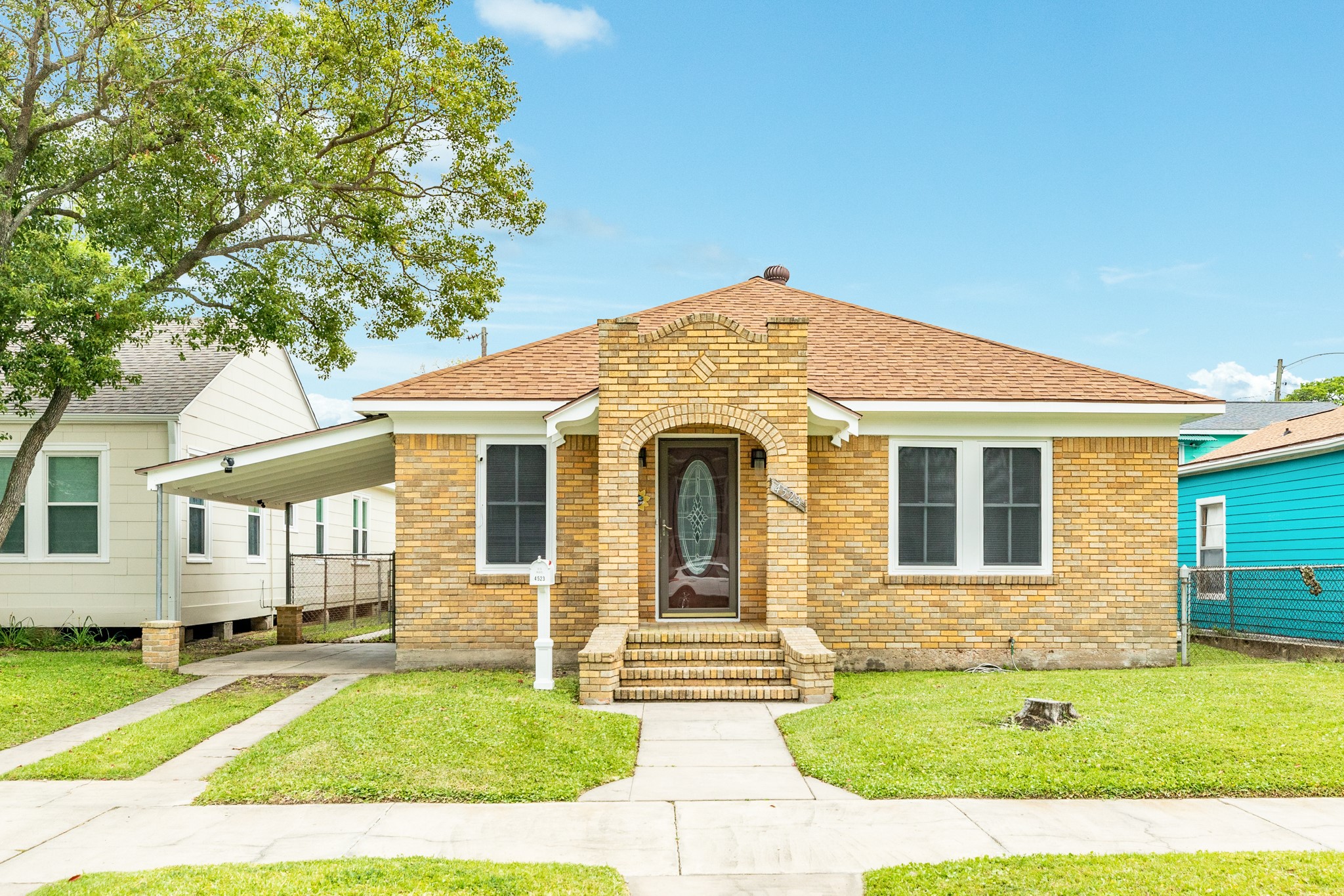 4523 Avenue R Galveston TX 77551