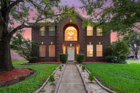 8719 Rose Garden Drive Houston TX 77083