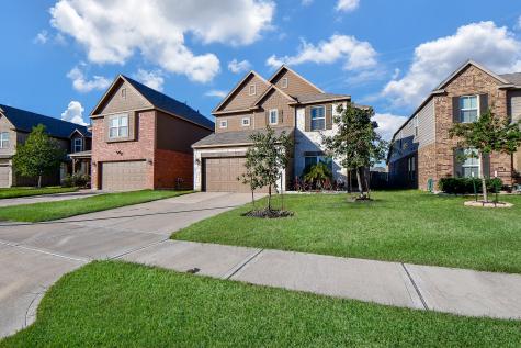 2622 Hunters Side Trail Fresno TX 77545
