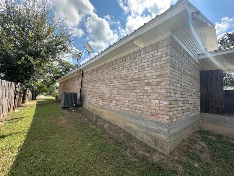 510 N Ray Street Buffalo TX 75831