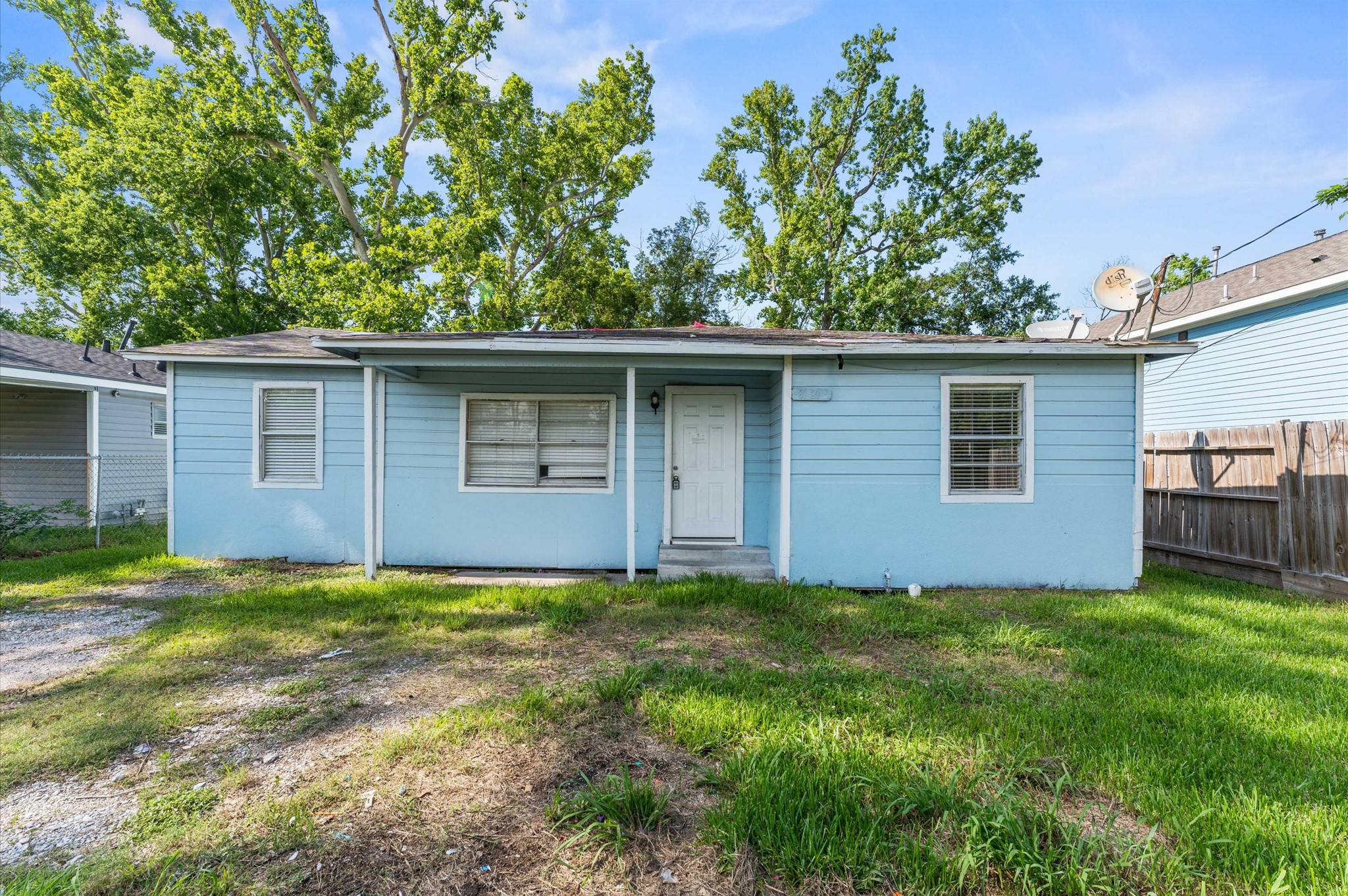 8121 Woodlyn Road Houston TX 77028