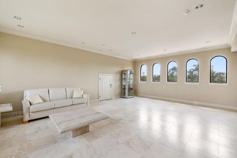 5412 Sturbridge Drive Houston TX 77056