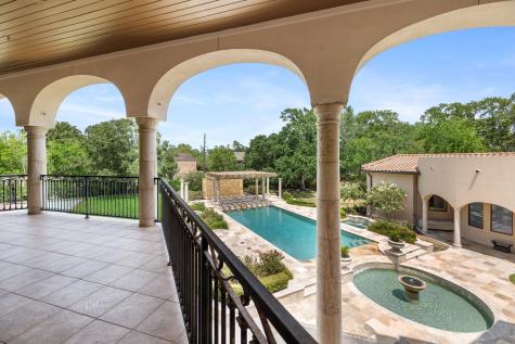 5412 Sturbridge Drive Houston TX 77056