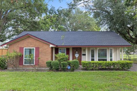 418 Rosamond Street Houston TX 77076