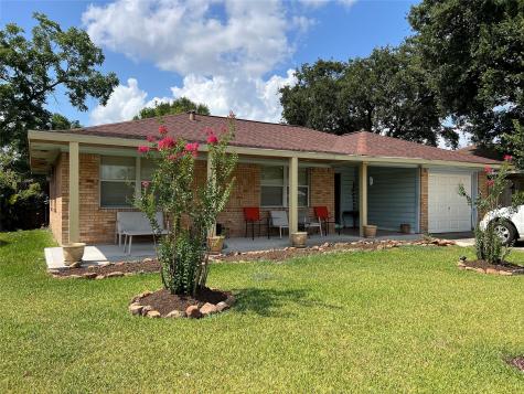 3014 Thornwood Drive Pasadena TX 77503
