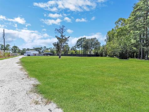 215 Reidland Road Crosby TX 77532