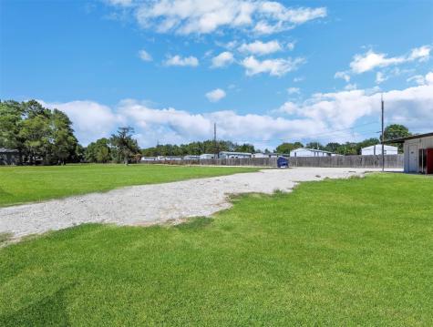 215 Reidland Road Crosby TX 77532