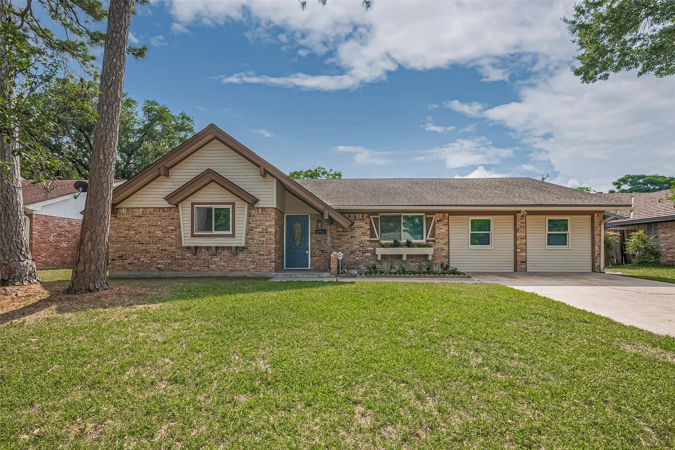 7130 Walkway Street Houston TX 77036