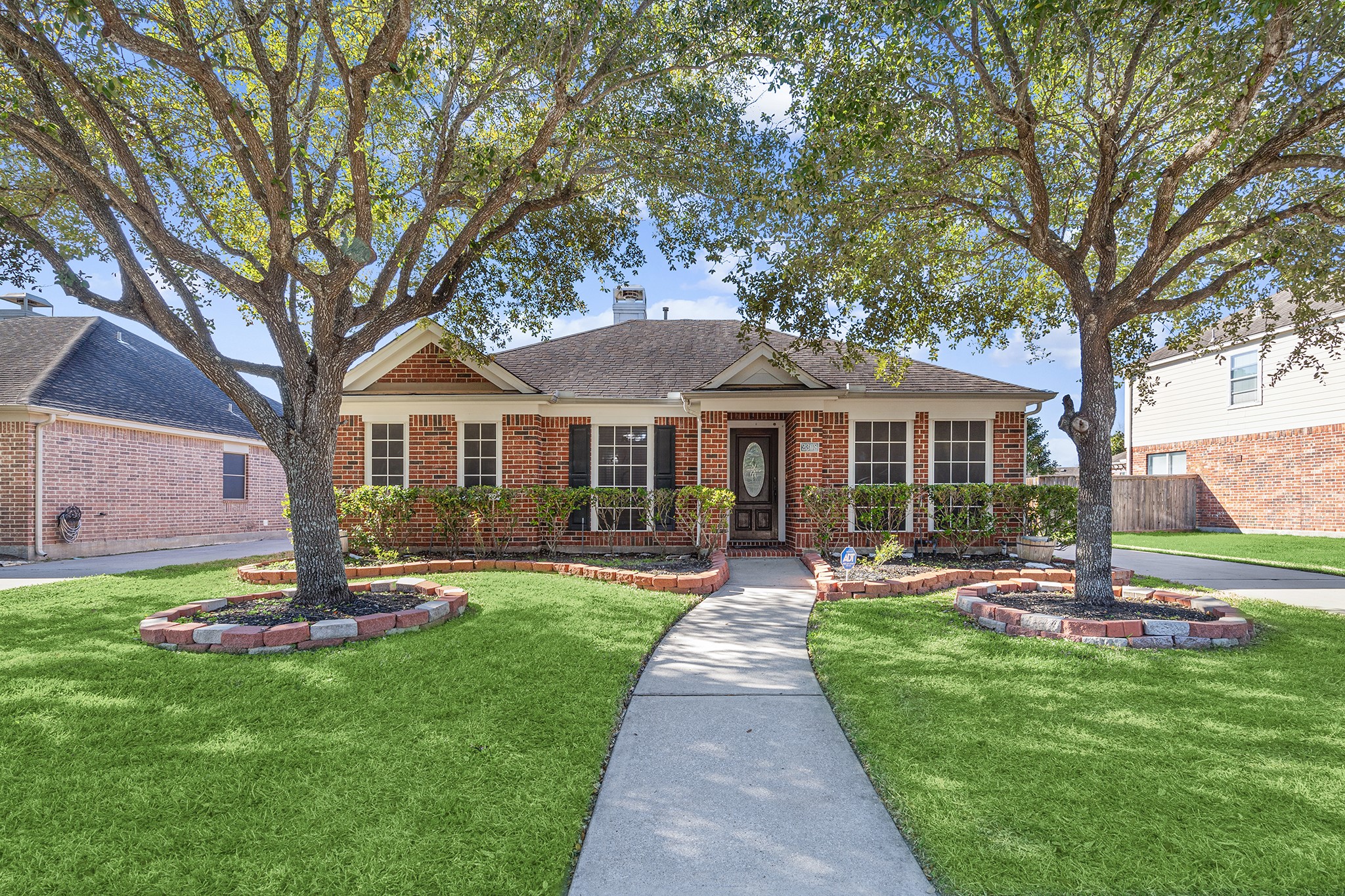 2308 Pebble Shores Lane Pearland TX 77584