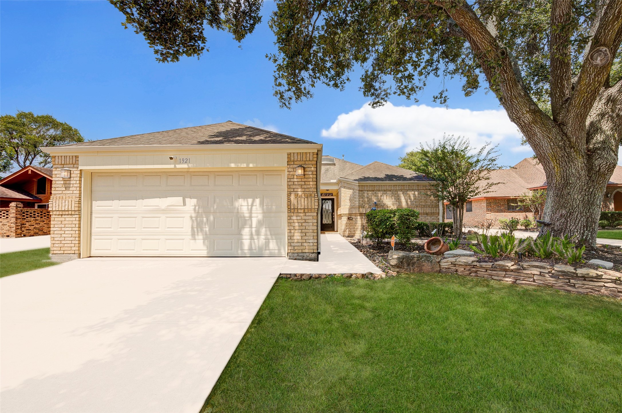 1921 Teakwood Street Richmond TX 77469