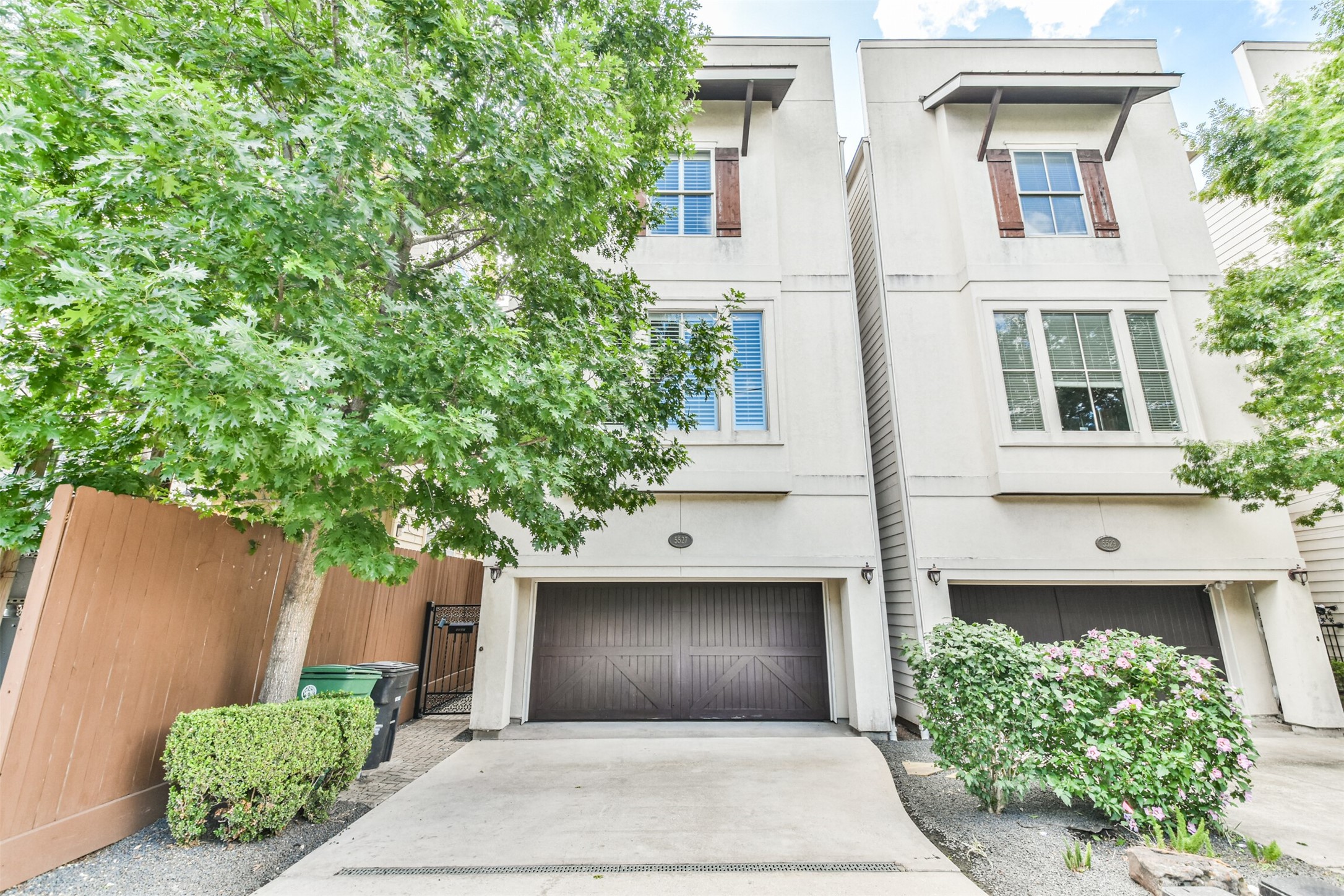 5527 Petty Street Houston TX 77007