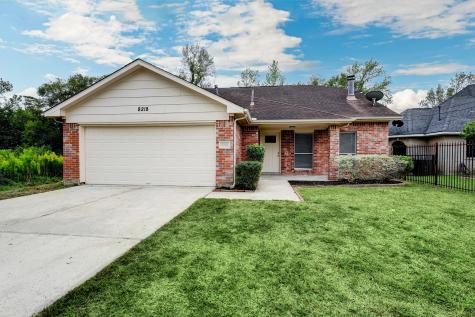 8218 Claiborne Street Houston TX 77078