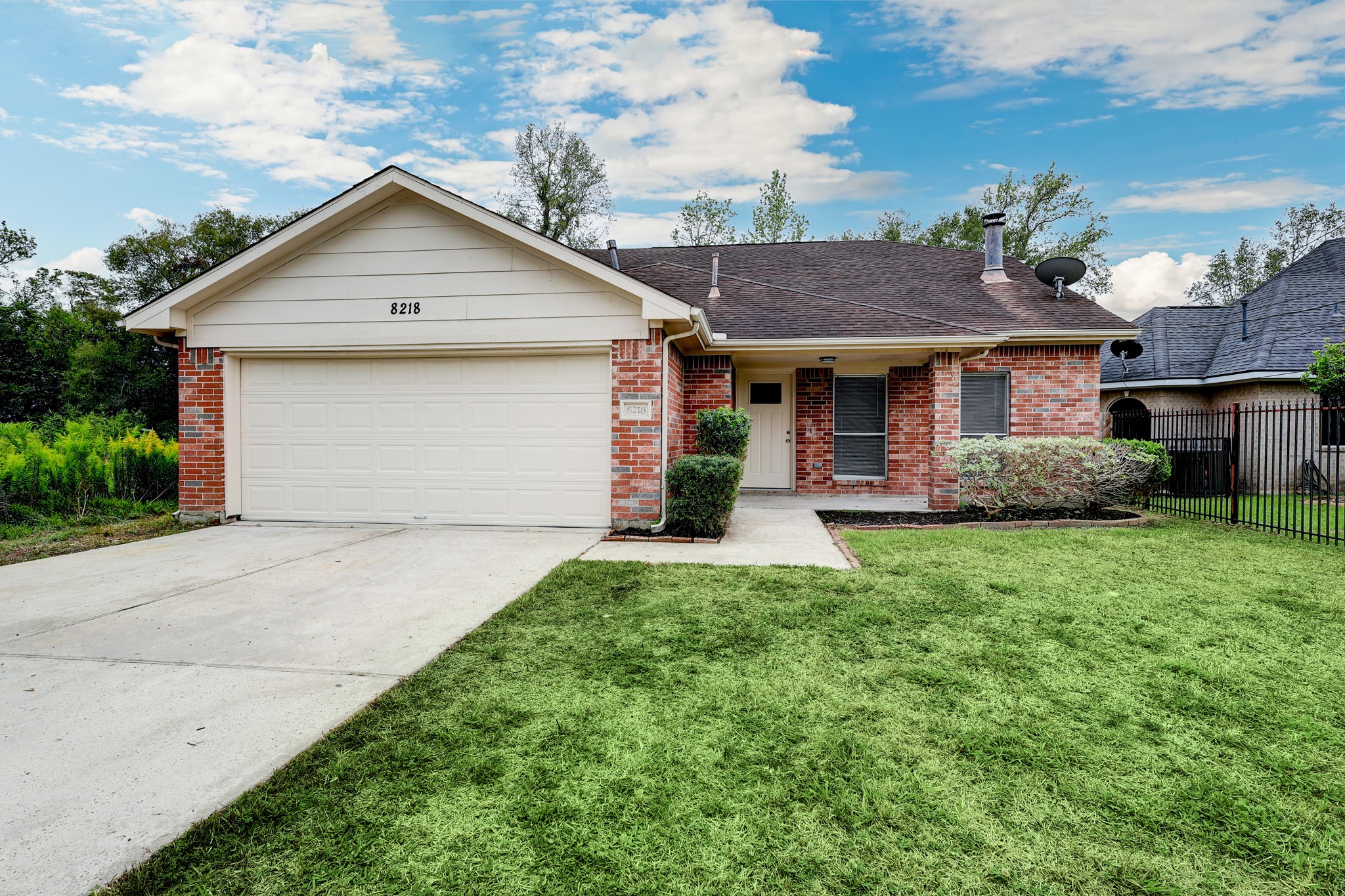 8218 Claiborne Street Houston TX 77078