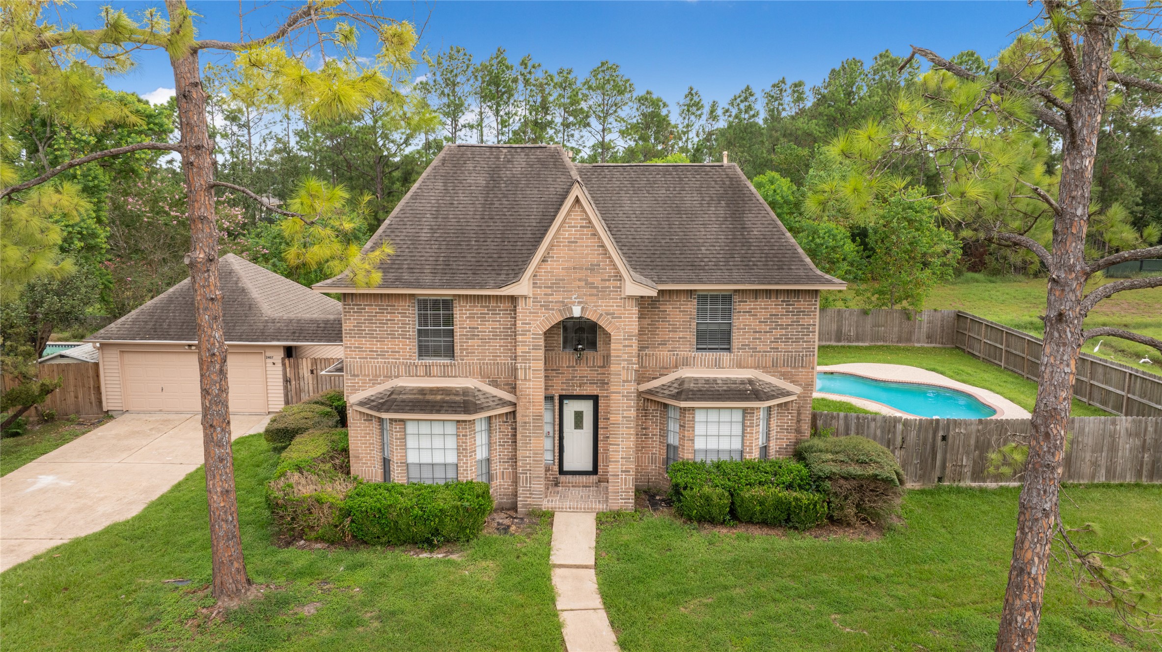 2407 S Mission Circle Friendswood TX 77546