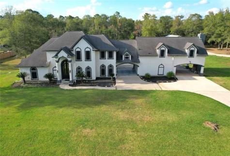 582 County Road 410 Dayton TX 77535