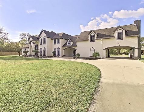 582 County Road 410 Dayton TX 77535