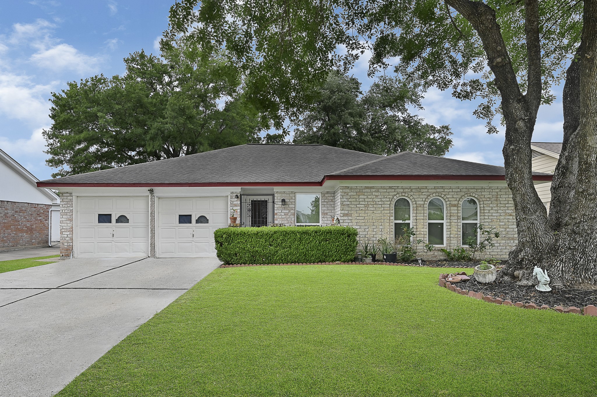 342 Mistywood Drive Houston TX 77090