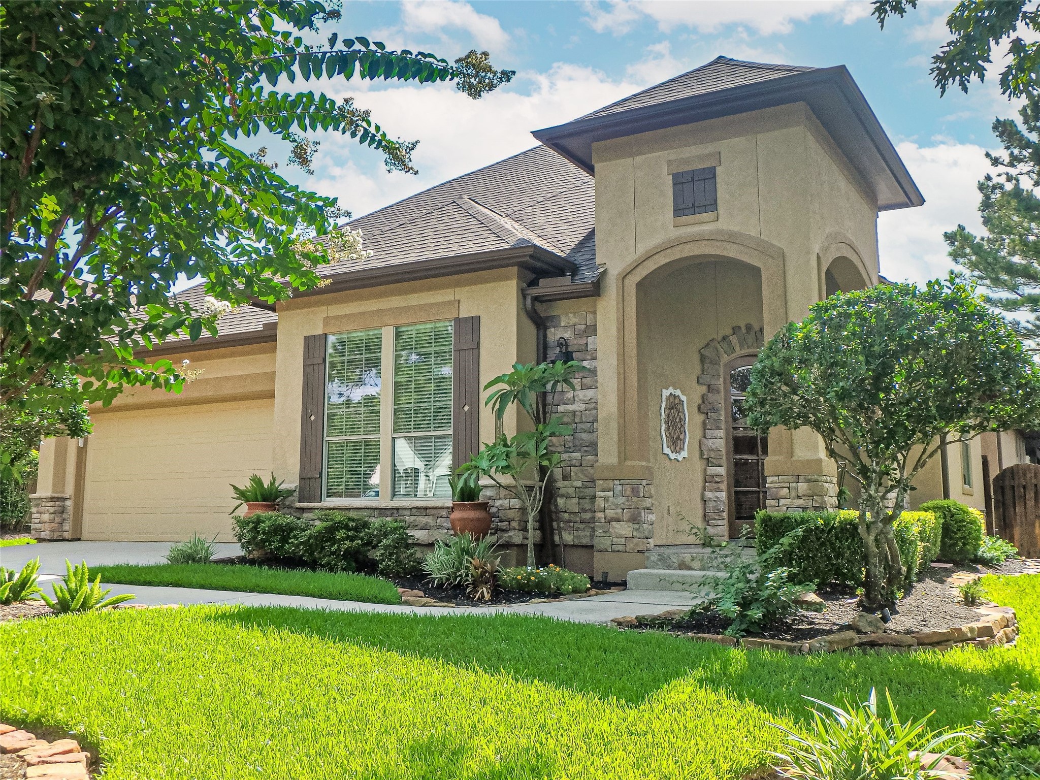 1127 Looking Glass Boulevard Montgomery TX 77356