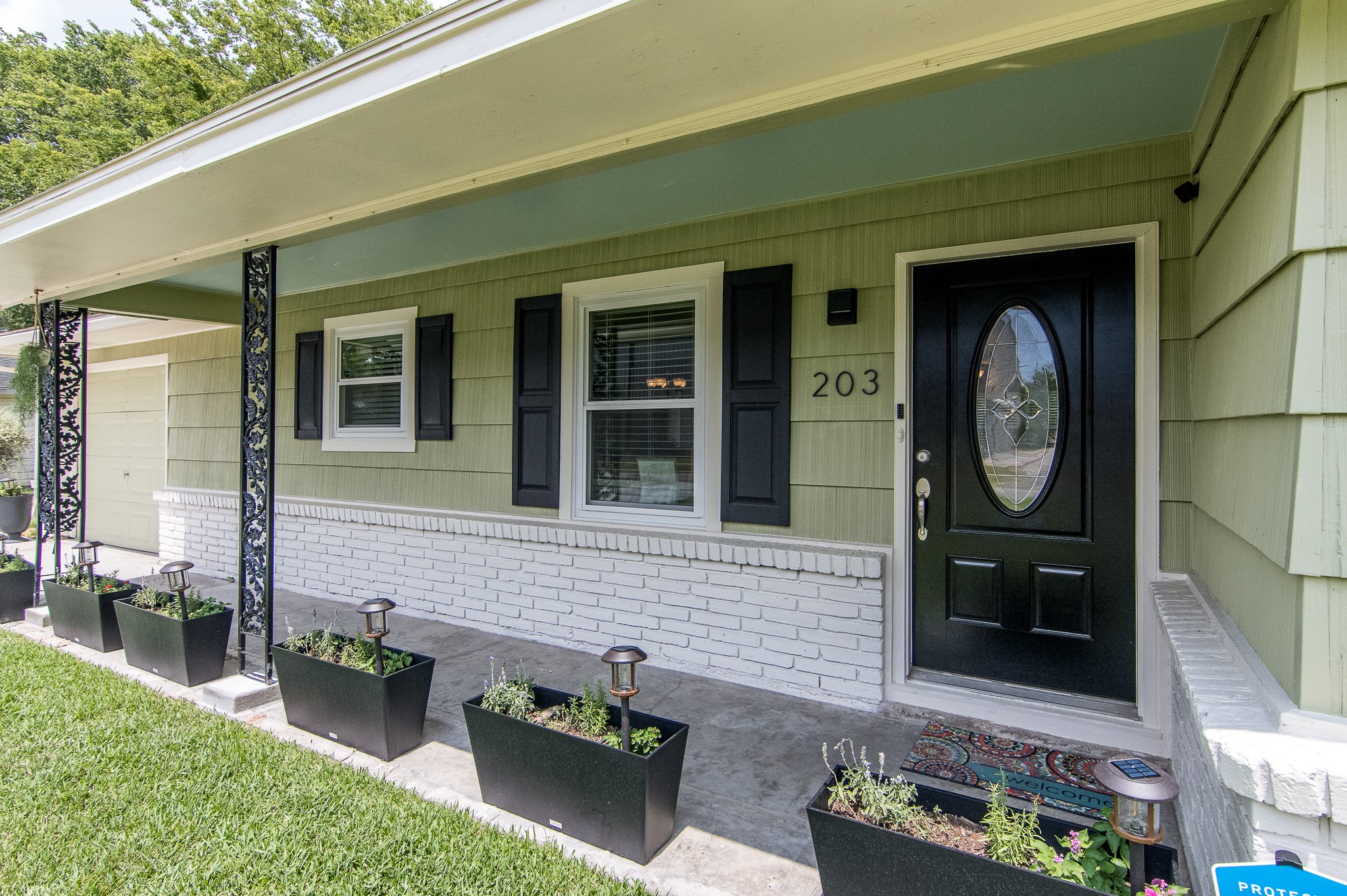 203 Raymond Street Tomball TX 77375