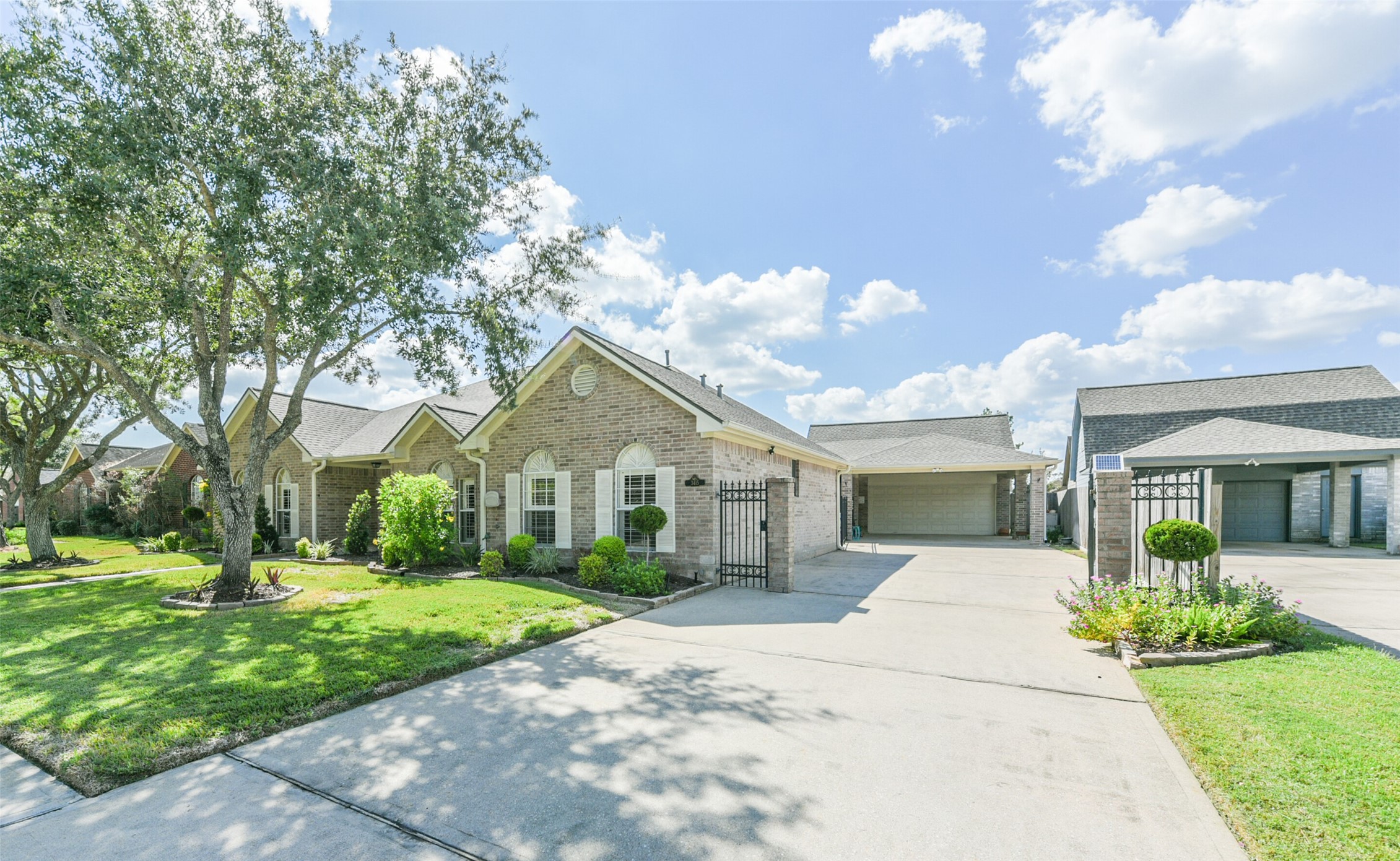 3415 Dry Creek Drive Pasadena TX 77505