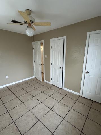 118 Tarpon Avenue Galveston TX 77550