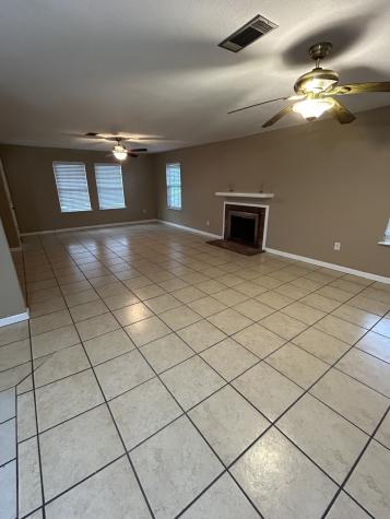 118 Tarpon Avenue Galveston TX 77550