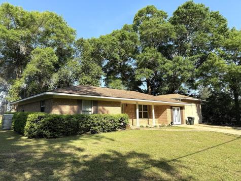 803 N Nellius Street Woodville TX 75979