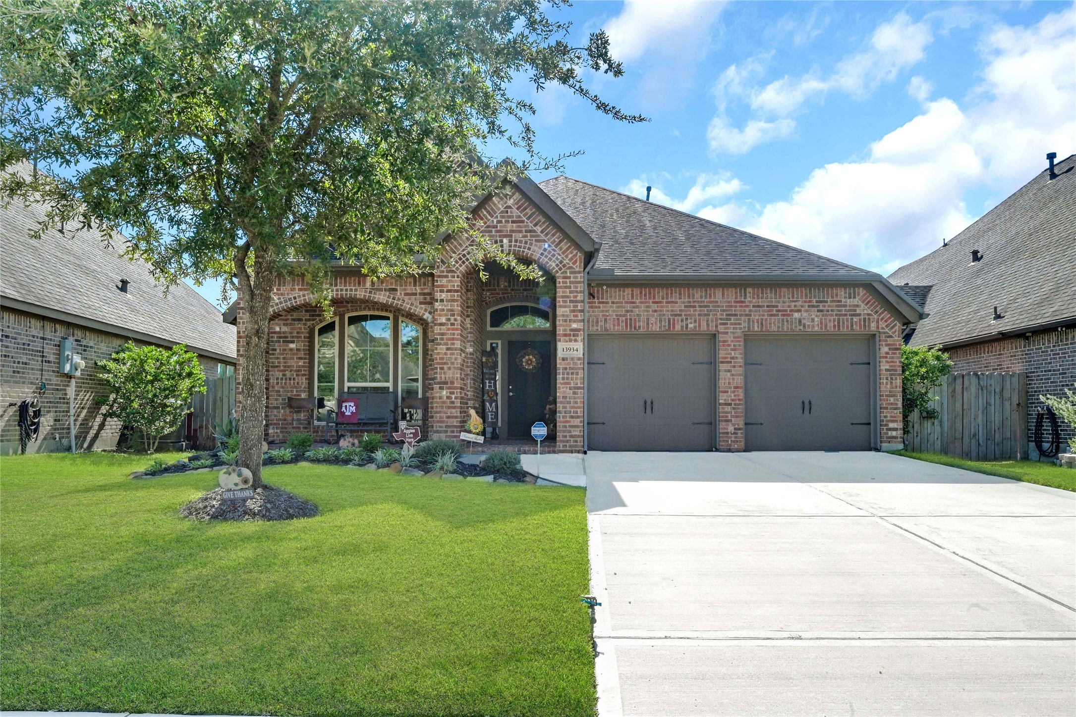 13934 Palm Ridge Lane Pearland TX 77584