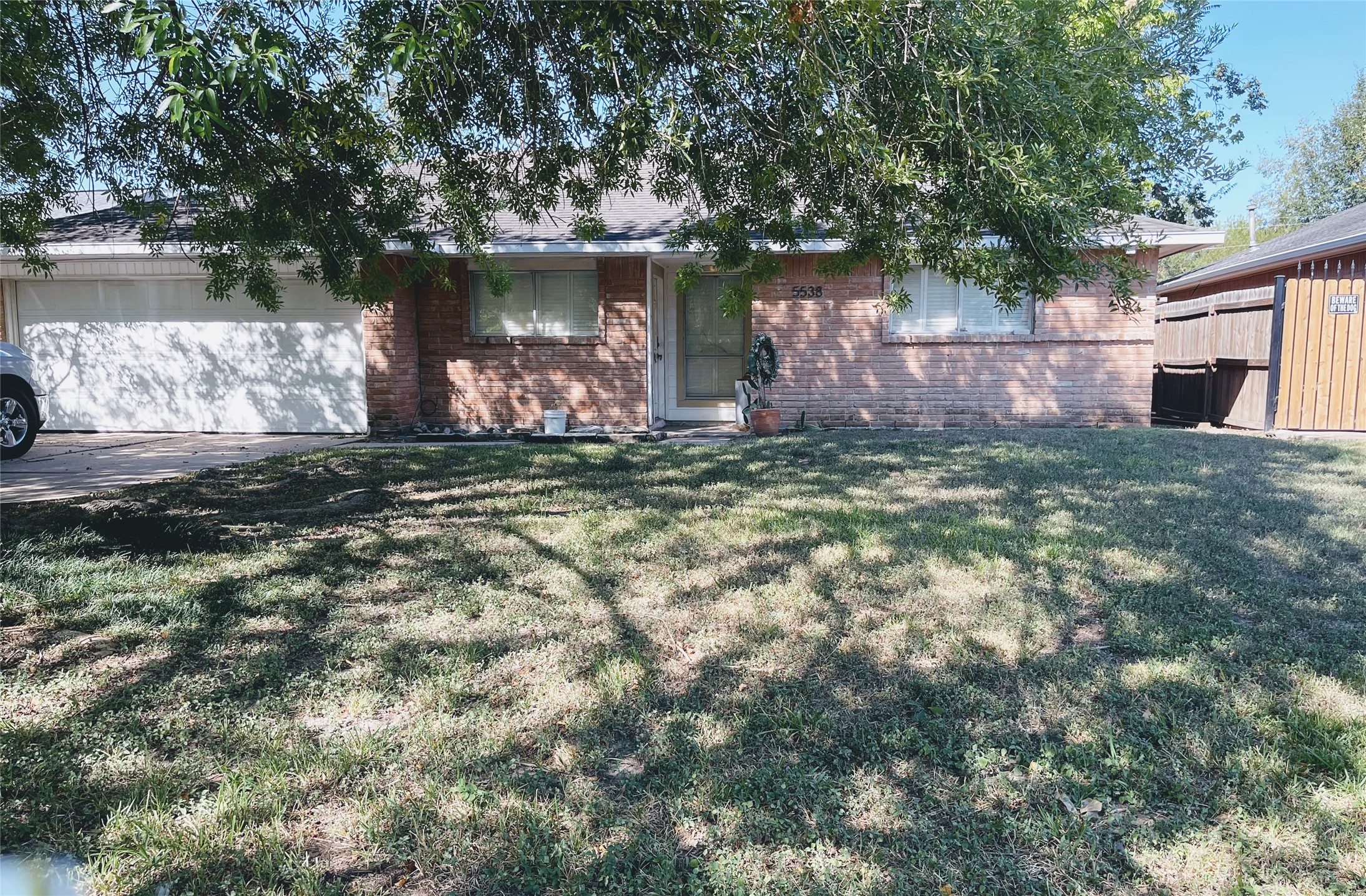 5538 Mackinaw Street Houston TX 77053