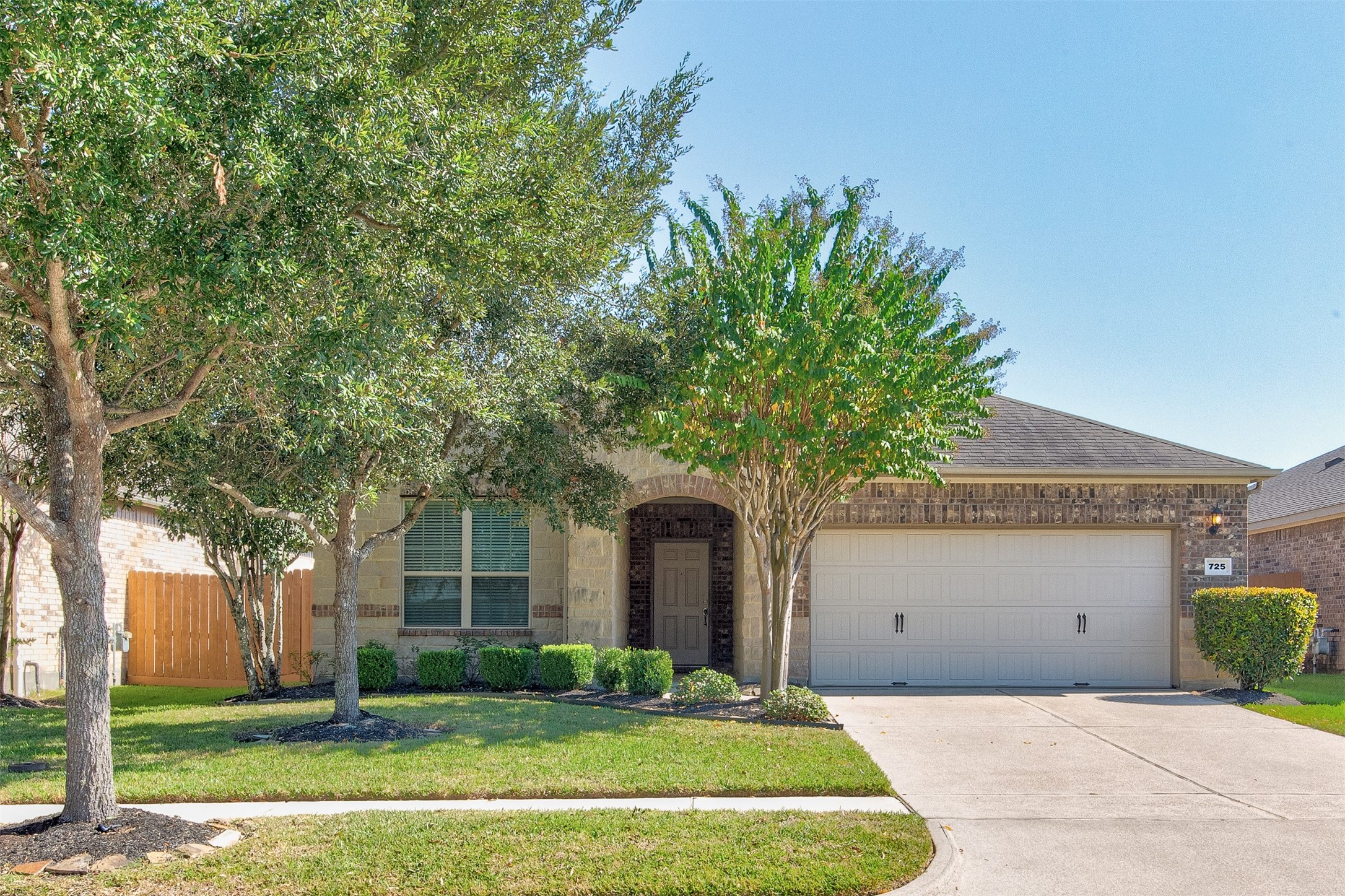 725 Pienza Lane League City TX 77573