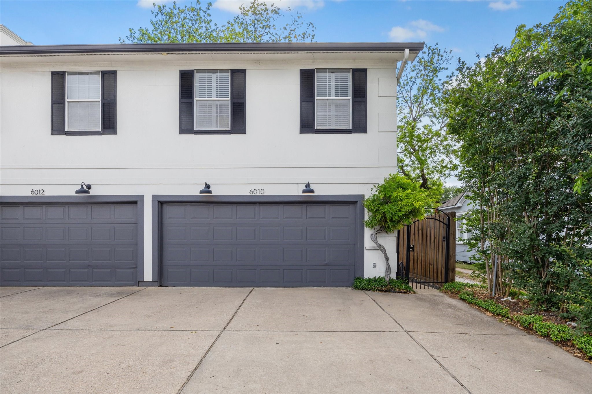 6010 Kirby Drive Houston TX 77005