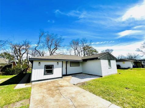 1218 N Natchez Drive Texas City TX 77591