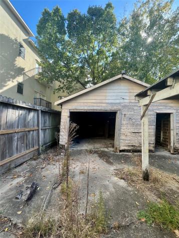 5845 Darling Street Houston TX 77007