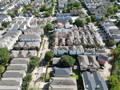 5845 Darling Street Houston TX 77007