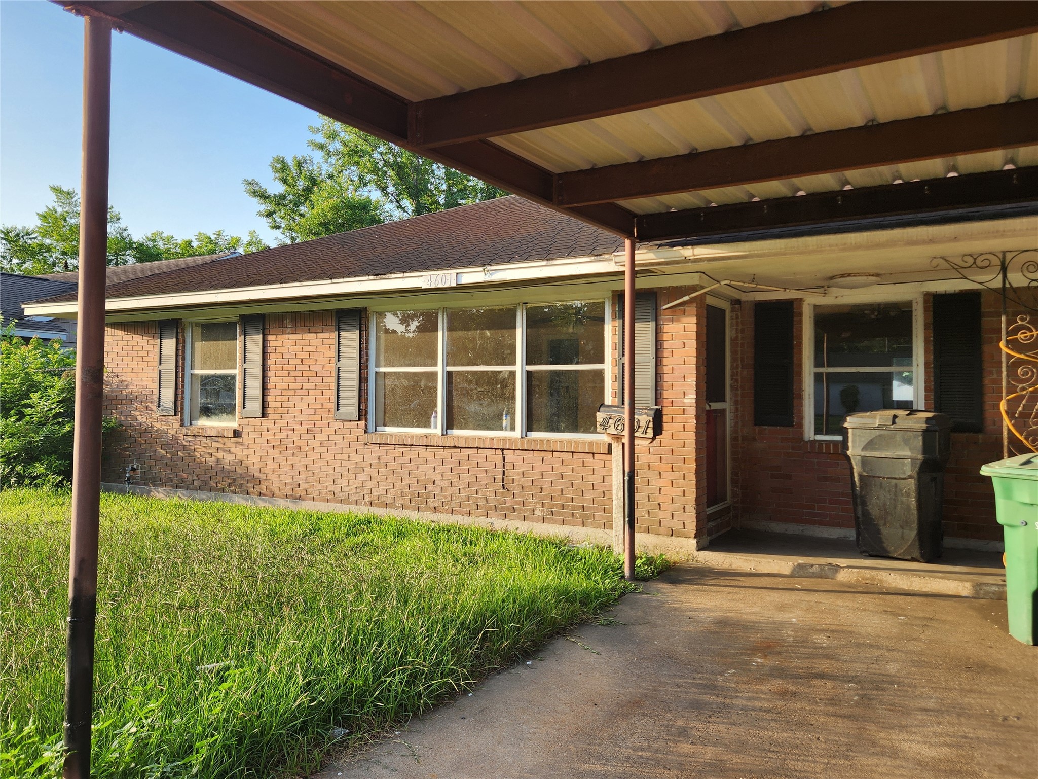 4601 W 43rd Street Houston TX 77092