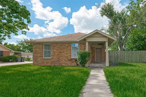 227 Lakeview Drive Sugar Land TX 77498