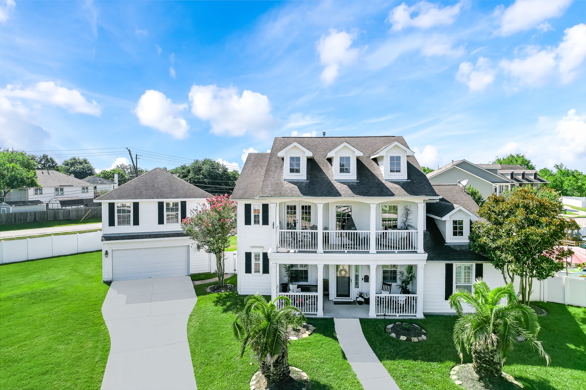 4207 W Timber Cut Court Pearland TX 77584