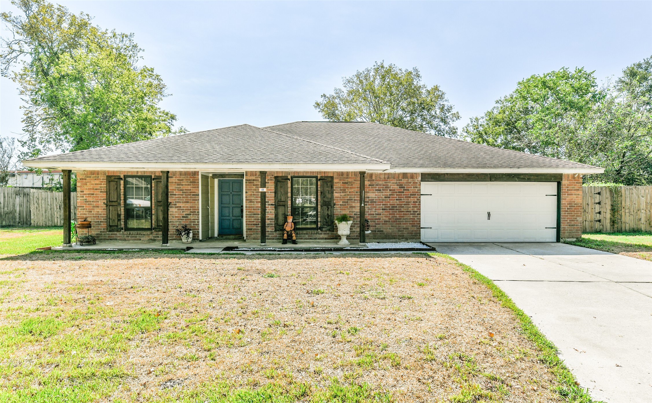 100 Lazy Hollow Drive League City TX 77573