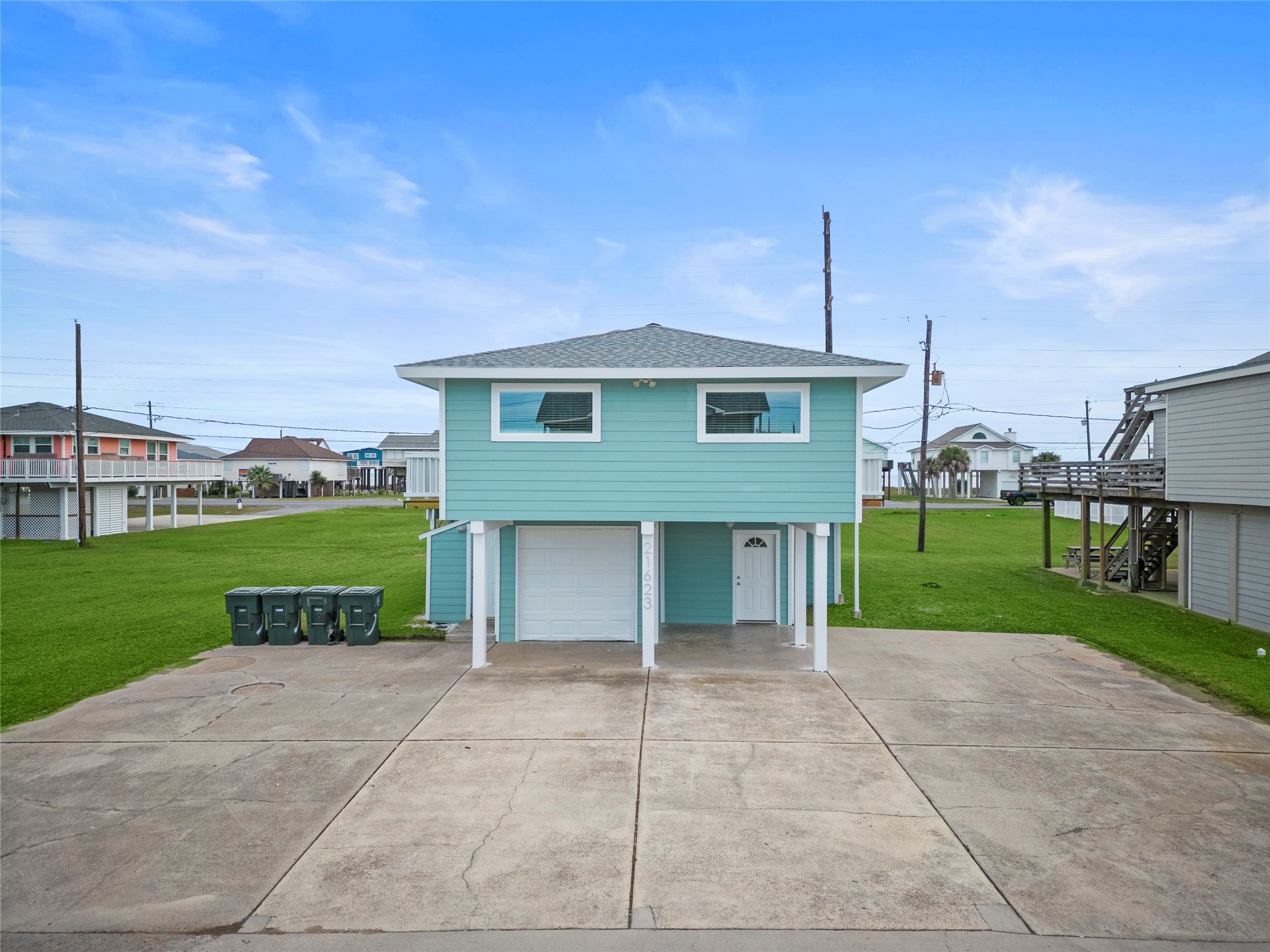 21623 Zachary Galveston TX 77554